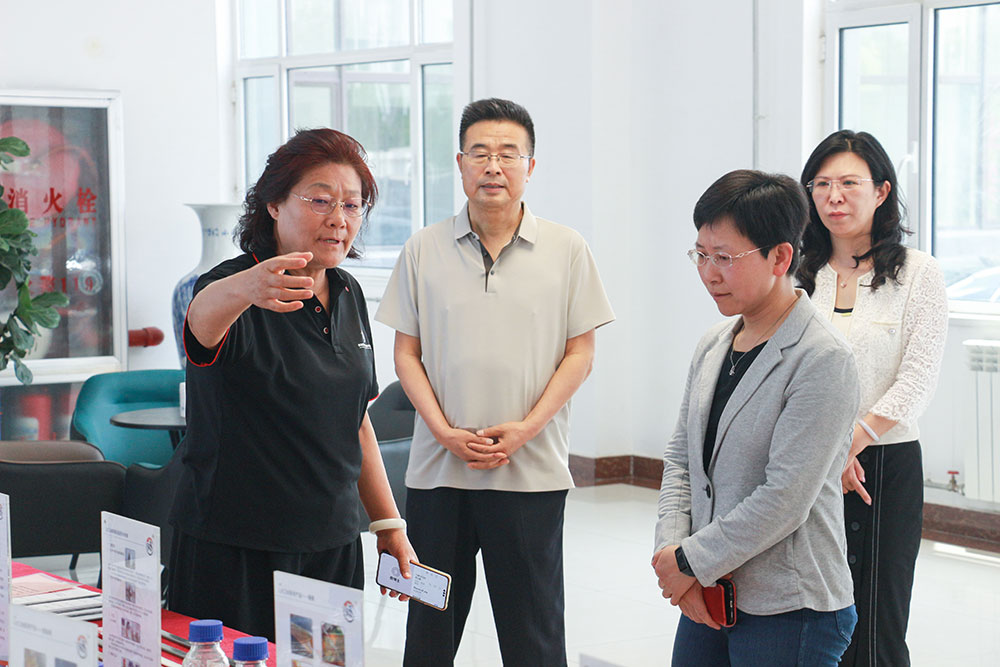 澳大利亚技术科学与工程院院士贾宝华到济南新材料产业园区考察交流